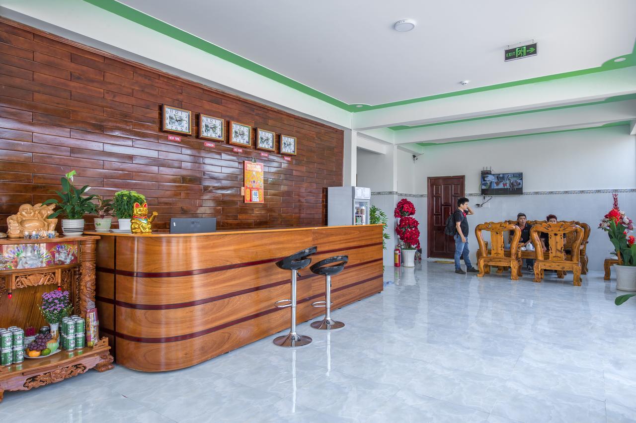 Hotel Nguyen Toan Дуонг-Донг Экстерьер фото